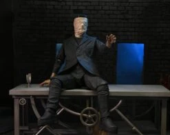 NECA Universal Monsters Frankenstein Accessory Pack -Children Toy Model 027988bb 4503 4d6a b2e5 da9c0fca2f1a