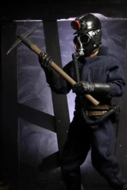 NECA My Bloody Valentine The Miner Clothed Figure -Children Toy Model 1dc60b19 d079 4407 aac9 027eb33271b8