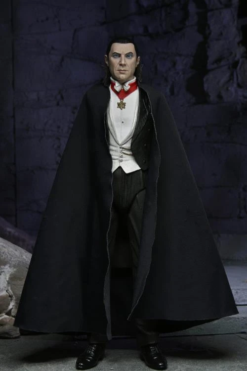 NECA Universal Monsters Ultimate Dracula (Transylvania) Figure 11 NECA Universal Monsters Ultimate Dracula (Transylvania) Figure - Image 9