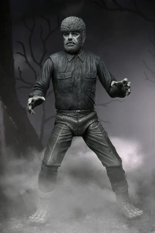 NECA Universal Monsters Ultimate The Wolf Man (Black & White) Figure 8 NECA Universal Monsters Ultimate The Wolf Man (Black & White) Figure - Image 6