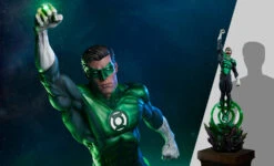 PRE-ORDER Green Lantern Premium Format™ Figure -Children Toy Model 300762 feature