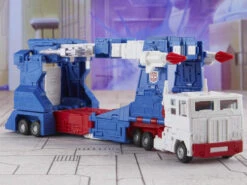 Transformers Studio Series 86-21 Commander Ultra Magnus -Children Toy Model 30b0c6aa 659b 4a4e a459 619587322430
