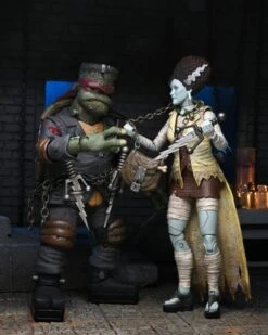 NECA Universal Monsters X Teenage Mutant Ninja Turtles Ultimate April O'Neil As The Bride Of Frankenstein -Children Toy Model 4d23edfe 4d2e 45ca a193 7901d851d393