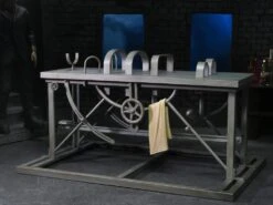 NECA Universal Monsters Frankenstein Accessory Pack -Children Toy Model 92addc9a dfec 408f b7a4 420cff9079a3