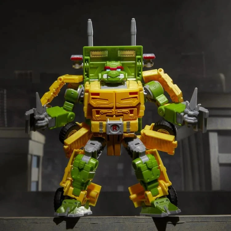PRE-ORDER Transformers Collaborative Teenage Mutant Ninja Turtles X Transformers Party Wallop 9 PRE-ORDER Transformers Collaborative Teenage Mutant Ninja Turtles X Transformers Party Wallop - Image 7