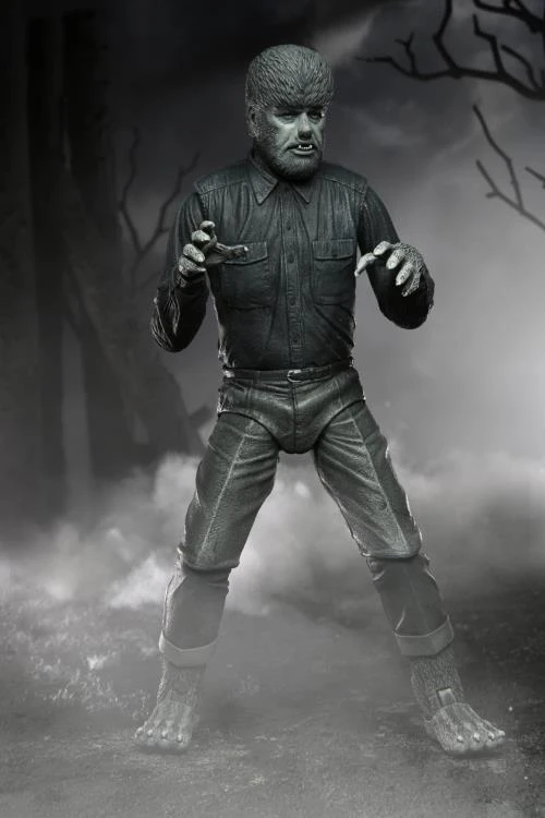 NECA Universal Monsters Ultimate The Wolf Man (Black & White) Figure 6 NECA Universal Monsters Ultimate The Wolf Man (Black & White) Figure - Image 4