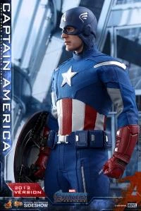 Captain America (2012 Version) Sixth Scale Figure By Hot Toys 8 Captain America (2012 Version) Sixth Scale Figure By Hot Toys - Image 6