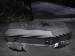 NECA Universal Monsters Dracula Accessory Set -Children Toy Model eda945e5 c335 4048 b64b facb1b630bc3